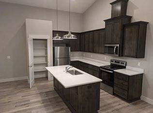 332 NE Pine St, Sublimity, OR 97385