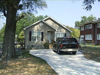 1st image of 3007 E Bessemer Ave