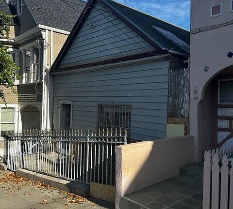 2nd image of 249 Mississippi St
