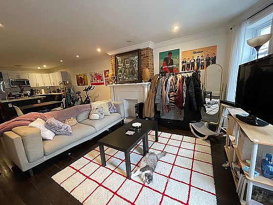 5th image of 720 Chauncey St #1