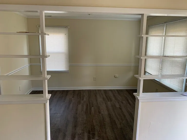 450 Cedar Dr — Photo 3