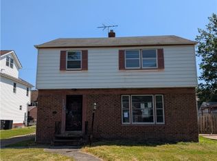 3588 Shannon Rd, Cleveland Heights, OH 44118