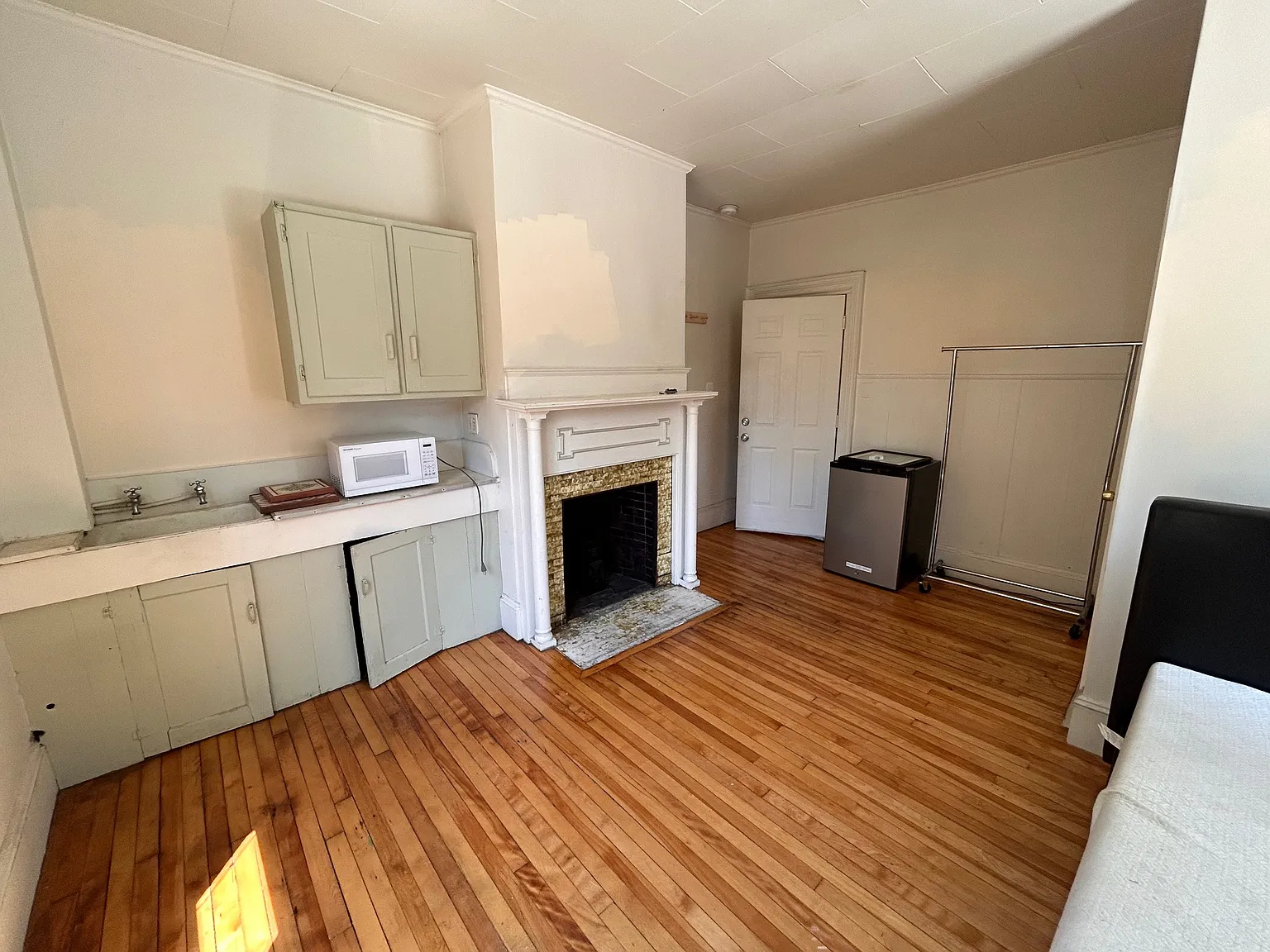 Studio, 500 sqft, $1,197 — Photo 2