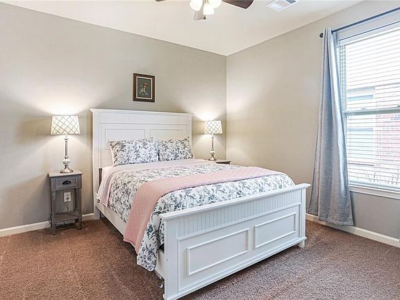 5th image of 16860 Highland Heights Dr