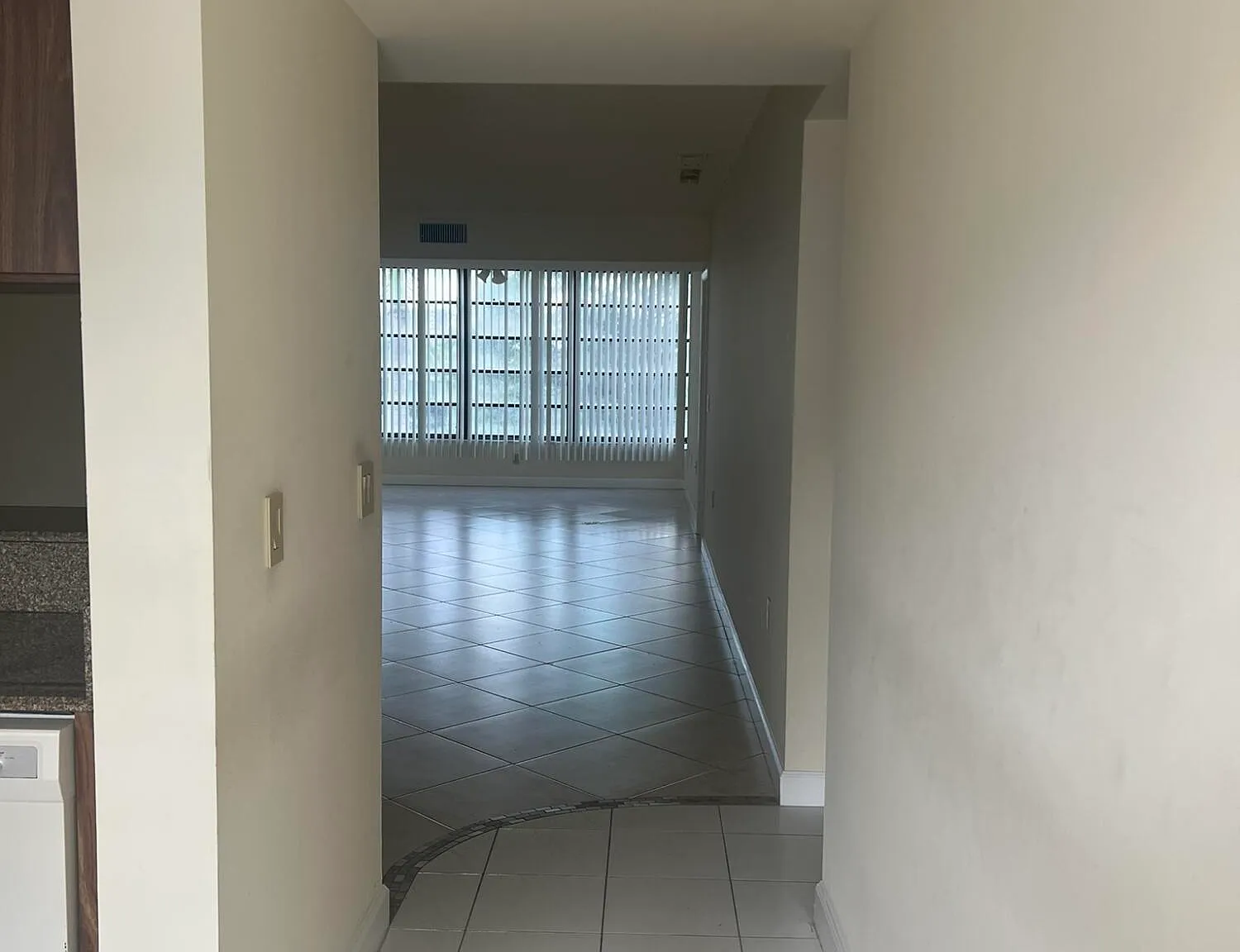 2 bed, 2.0 bath, 1442 sqft, $2,300 — Photo 3