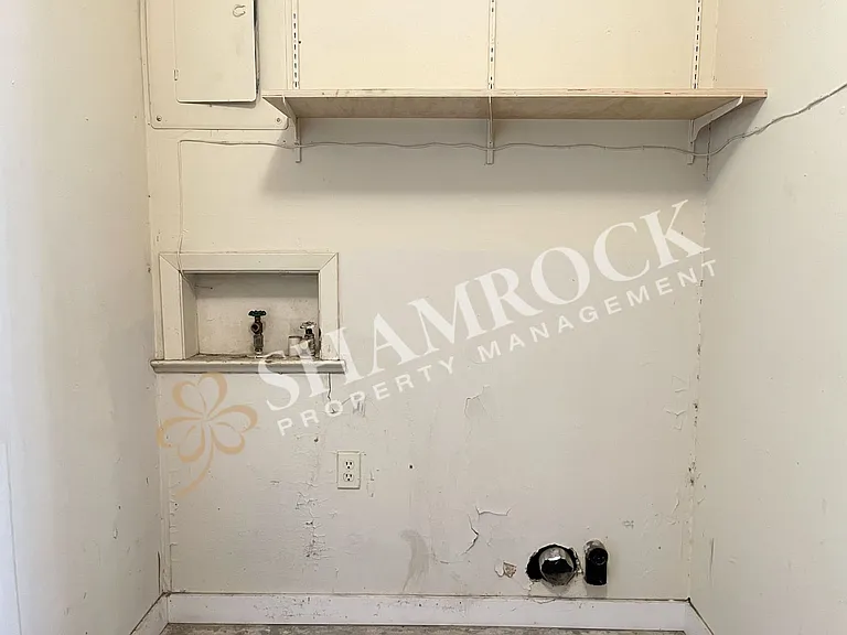 6710 May Dr — Photo 14