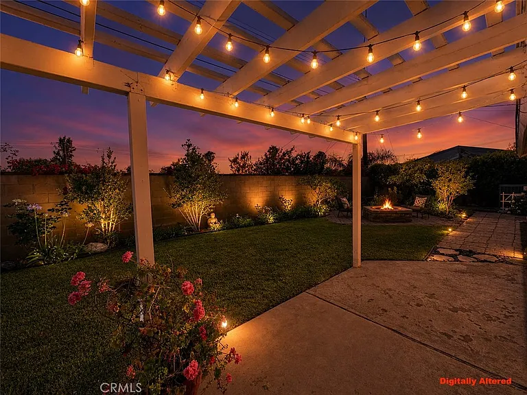 18572 Avolinda Dr — Photo 62