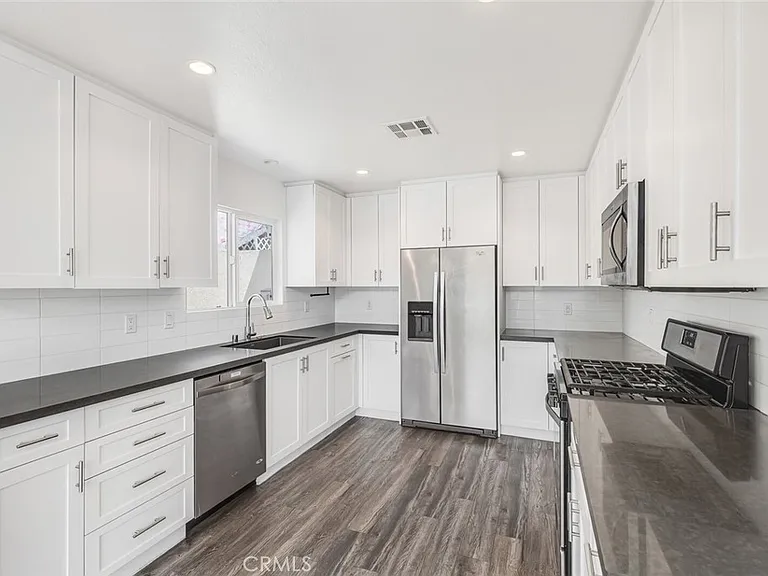 222 Old Newport Blvd — Photo 9
