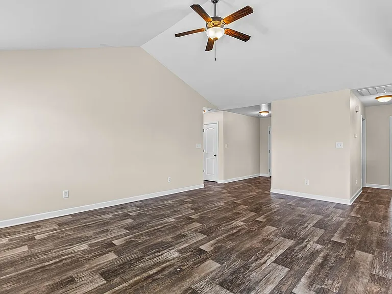 120 Prospect Dr — Photo 6