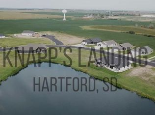 12 E 12th St, Hartford, SD 57033