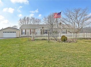 6293 Brockway Sharon Rd, Burghill, OH 44404