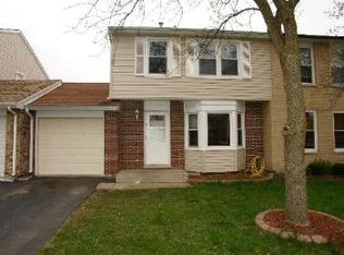 1405 Potomac Ct, Carol Stream, IL 60188