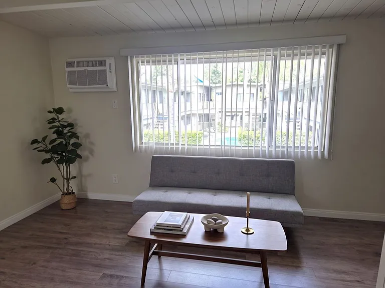 Best-Priced Studios At 1030 W. Olive Ave., Burbank, Ca 91506 — Photo 13
