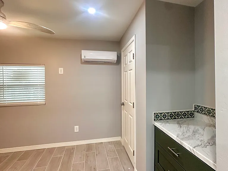 1145 E Chiquita St #3 — Photo 3