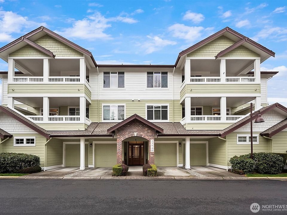 1st image of 23940 NE 115th Lane #202