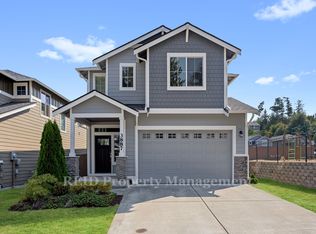 3887 Portside Dr, Bremerton, WA 98312