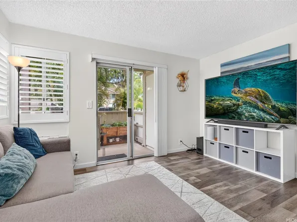 95-510 Wikao St APT M105, Mililani, HI 96789
