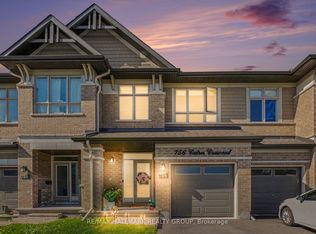 756 Cairn Cres, Ottawa, ON K1W 0P4