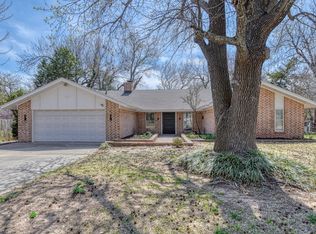 916 Schulze Dr, Norman, OK 73071