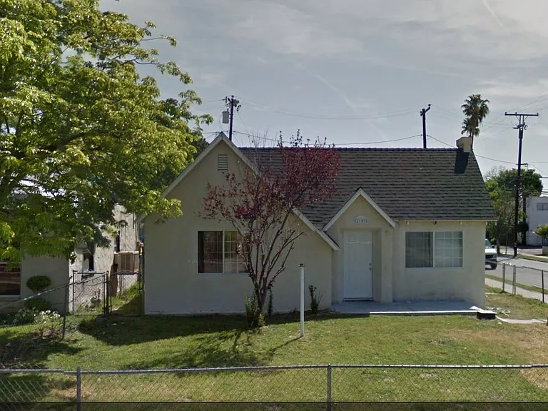 2107 Sepulveda Ave — Photo 2