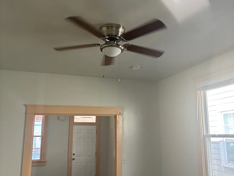 508 S Hennessey St — Photo 5