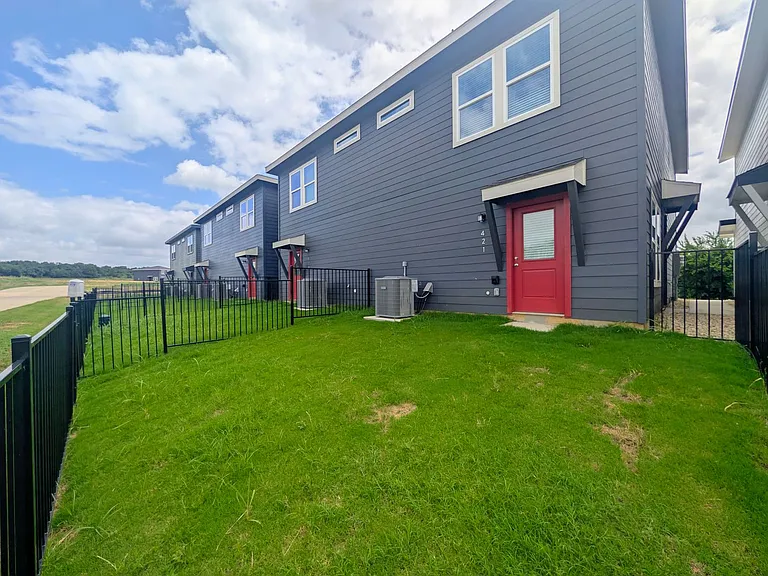 3501 E Renfro St #421 — Photo 3