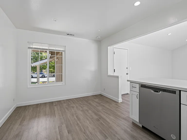 5607 Goldfield Dr — Photo 11