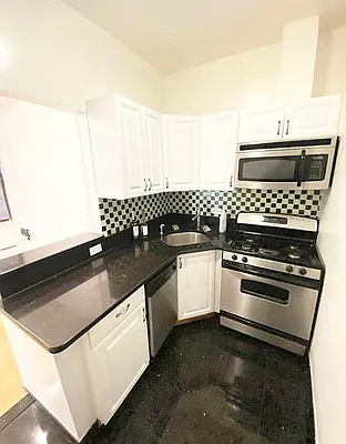 Kitchen, photo 1