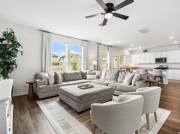 117 Winding Windmill, Boerne, TX 78006