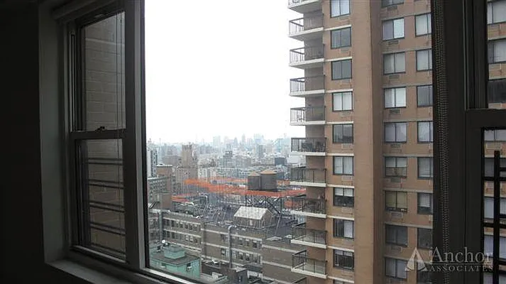 Rented by Anchor Associates | media 6