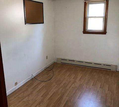 2nd image of 121 1/2 Middle Ave #1
