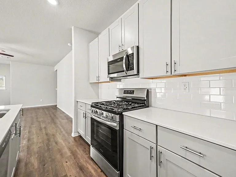 260 Gallant Front Trl — Photo 9