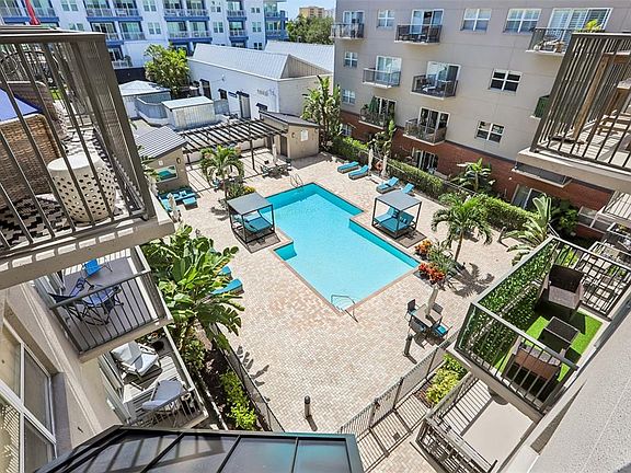 3rd image of 1010 CENTRAL AVENUE #413