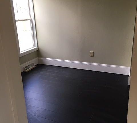 3rd image of 1331 Garden St