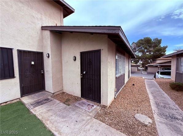 204 N Bruce St APT A