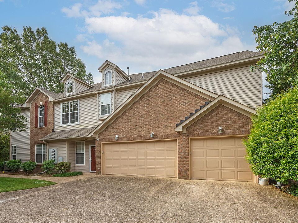 1st image of 1024 Grand Oak Ln