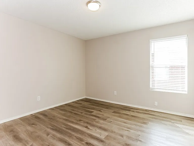 2365 White Pine Dr — Photo 15