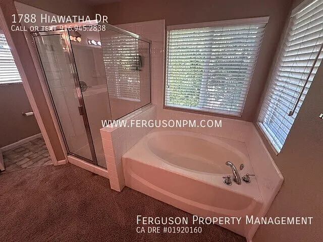 1788 Hiawatha Dr — Photo 16