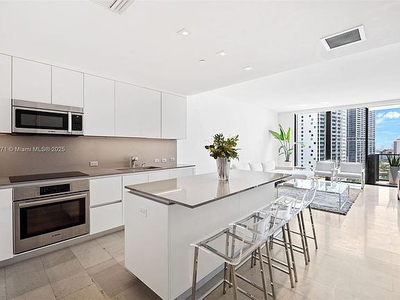 3rd image of 68 SE 6th St #1405