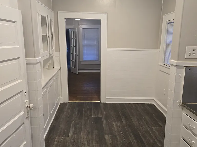 2900 Gorman Ave — Photo 4