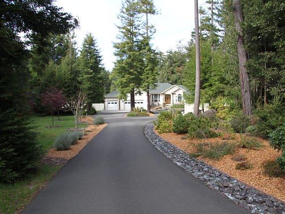 2nd image of 31850 Wildwood Way