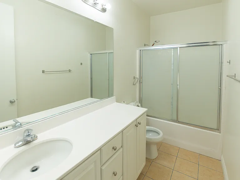 14281 Desert Rose St — Photo 12