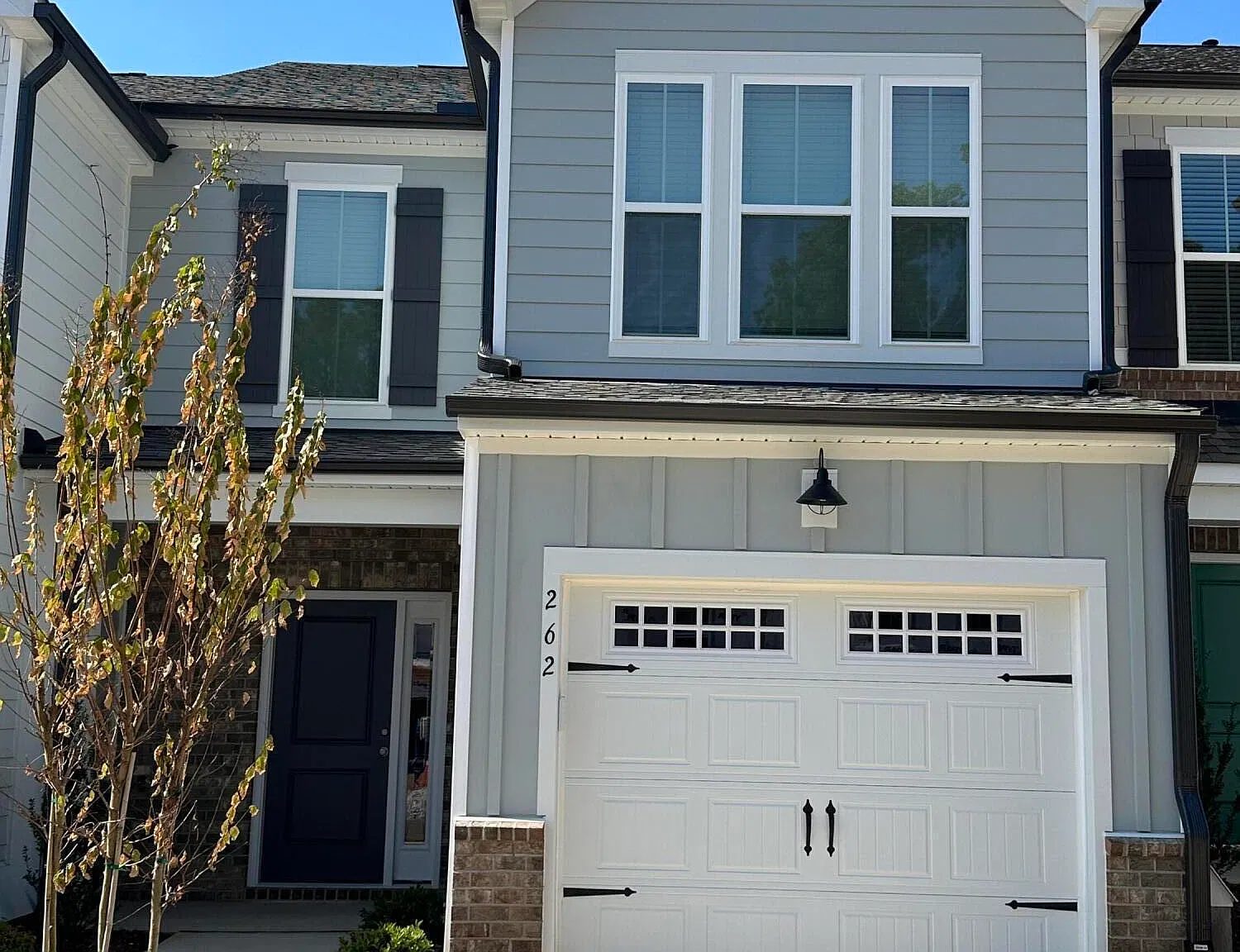 3 bed, 2.5 bath, 1558 sqft, $1,895 — Photo 2