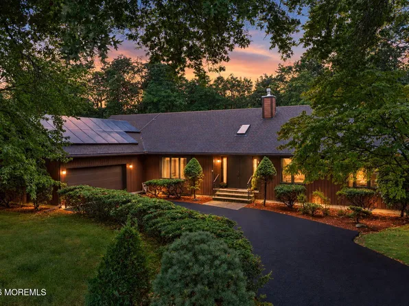 39 Brandywine Way, Middletown, NJ 07748