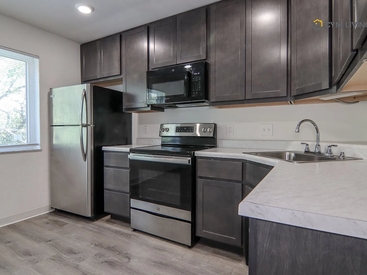 The Anchor Apartments — Photo 3