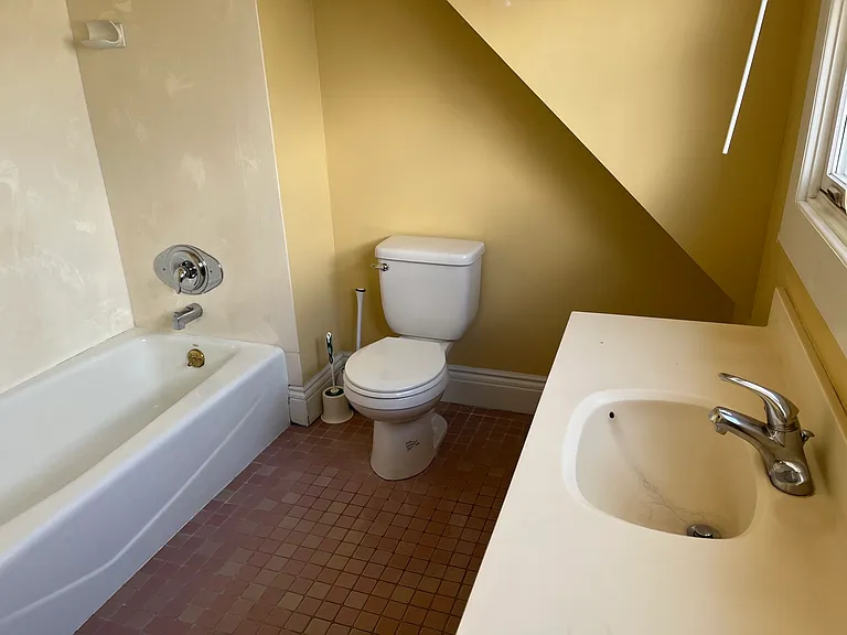 324 E 7th Ave — Photo 15