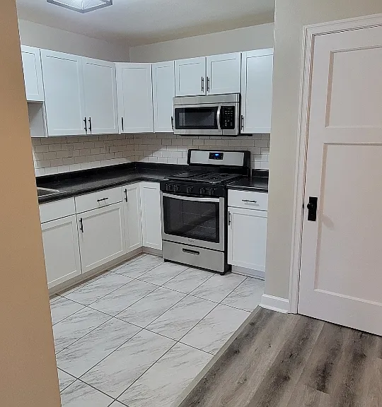 4932 S Packard Ave #2 — Photo 1