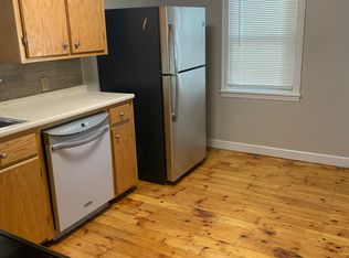 198 Edendale St, Springfield, MA 01104