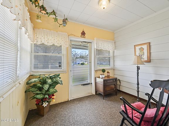 5th image of 36 Petunia Way