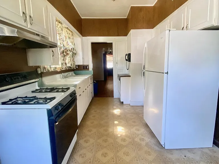 501 W Newport Pike — Photo 7